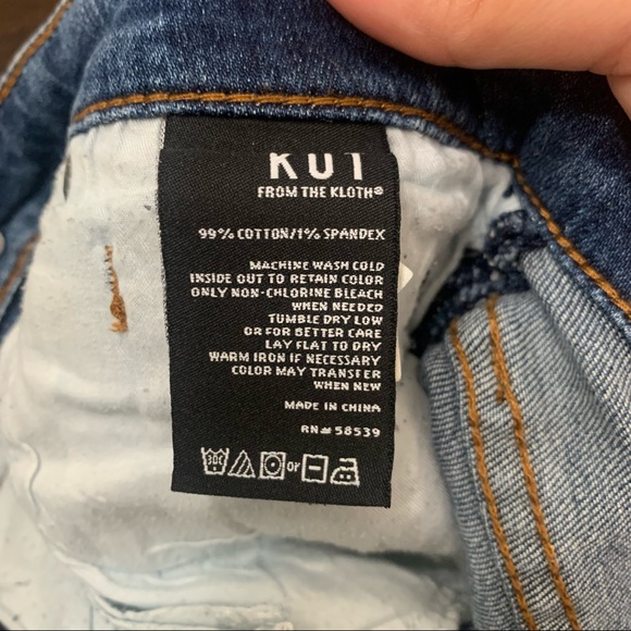 Kut from the Kloth distressed hem jean shorts size 2 - Picture 5 of 6